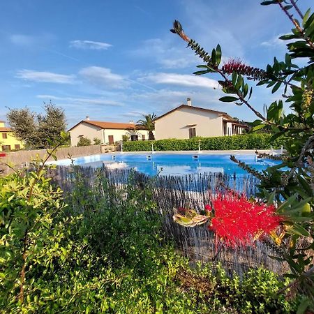 Agriturismo Il Tripesce Vada Exterior photo